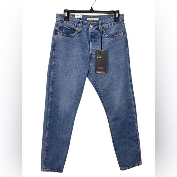 NWT Levi’s Premium Wedgie Jeans Medium Blue Wash with Pink Tint Size 27 - Picture 1 of 13